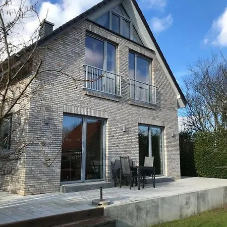 Im Bademantel An Den Mit Terrasse Apartment Eckernfoerde