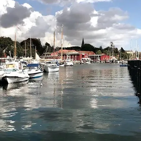 Im Bademantel An Den - Mit Terrasse 아파트
