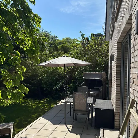 Im Bademantel An Den - Mit Terrasse